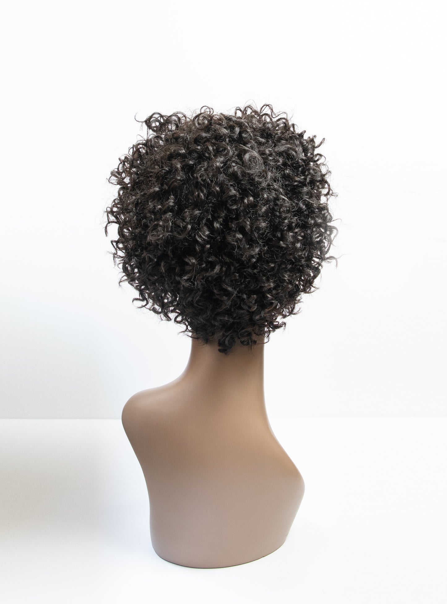 1b 30 Curly Synthetic Fiber Wig